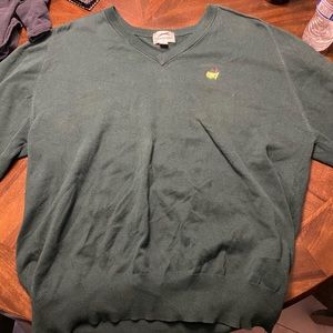 MASTERS V-NECK SWEATER